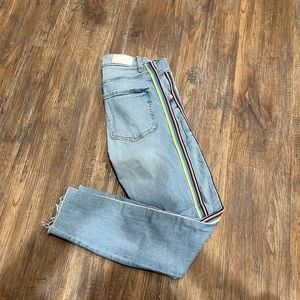 Express brand skinny jean with rainbow stripe. Size 4